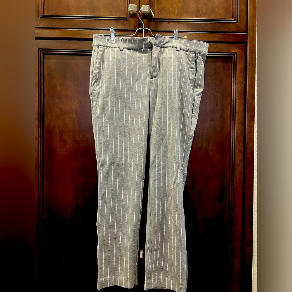 NWOT Torrid studio trousers